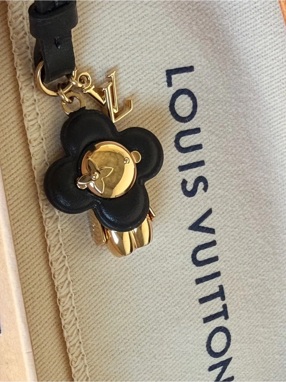 Louis Vuitton gold black